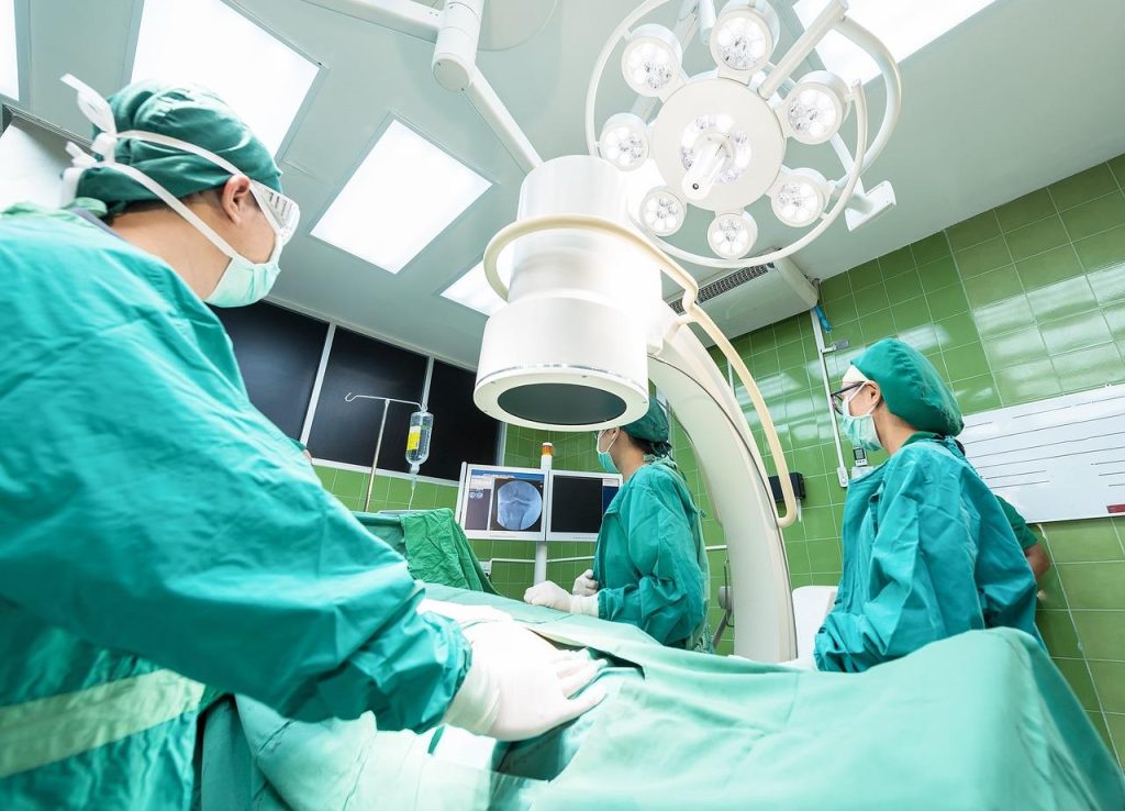 Overzicht van leukste banen in het ziekenhuis: verpleegkundige, doktersassistent, laborant en medisch secretaresse vacatures